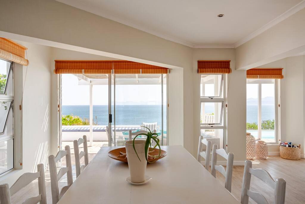 La Petite Baleine Oceanfront Luxury Villa De Kelders Exteriér fotografie