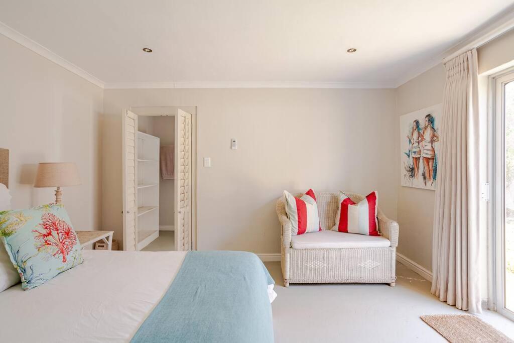 La Petite Baleine Oceanfront Luxury Villa De Kelders Exteriér fotografie