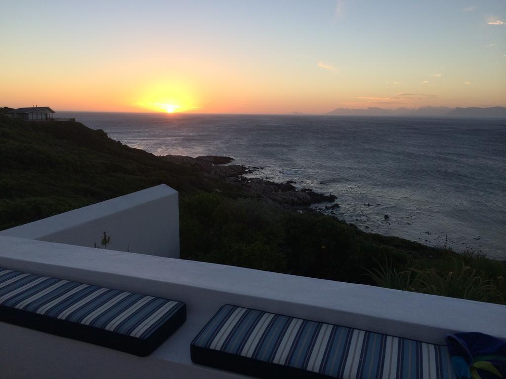 La Petite Baleine Oceanfront Luxury Villa De Kelders Exteriér fotografie
